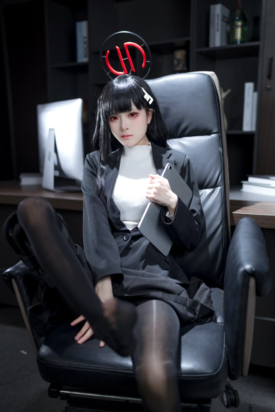 九柒喵 - No.026 蔚蓝档案 调月莉音 [64P-1.4GB] tg@simisebaisi 【丝足阁】063.webp